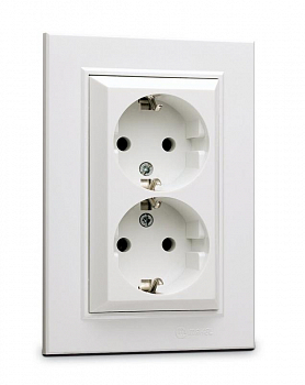 Розетка силовая (штепсельная) Розетка 2-я с/з СП Karea 16А IP20 бел. Makel 56001082