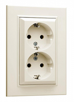 Розетка силовая (штепсельная) Розетка 2-м СП Karea 16А IP20 с/з крем. Makel 56010082